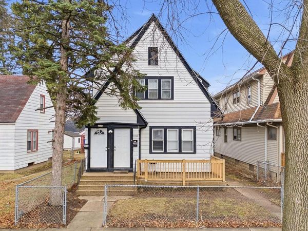 3744 N 39th STREET, Unit 3746, Milwaukee, WI 53216