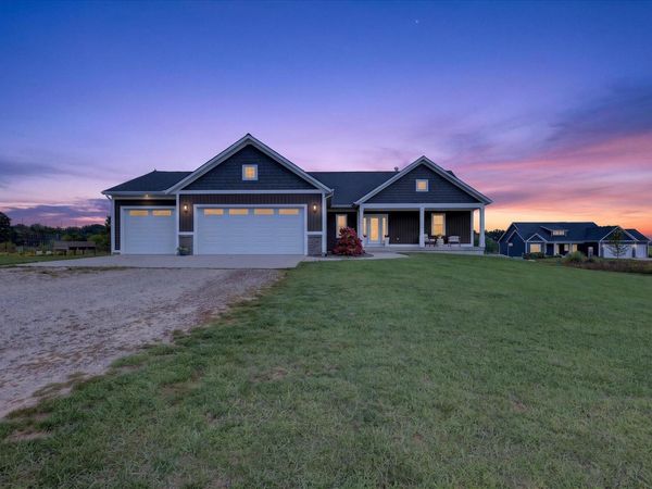 11290 Stout Avenue NE, Rockford, MI 49341