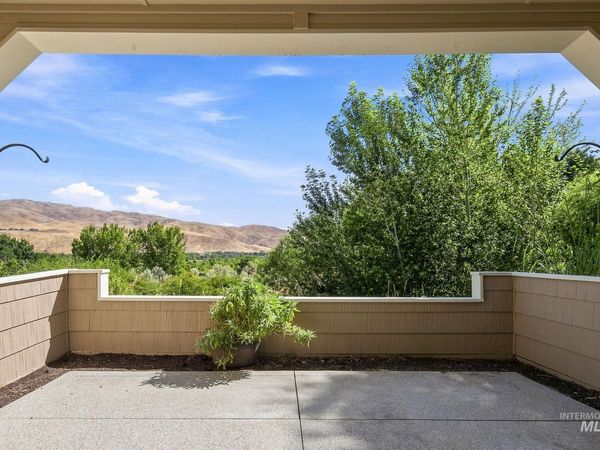 5170 S Surprise Way, Unit 104, Boise, ID 83716