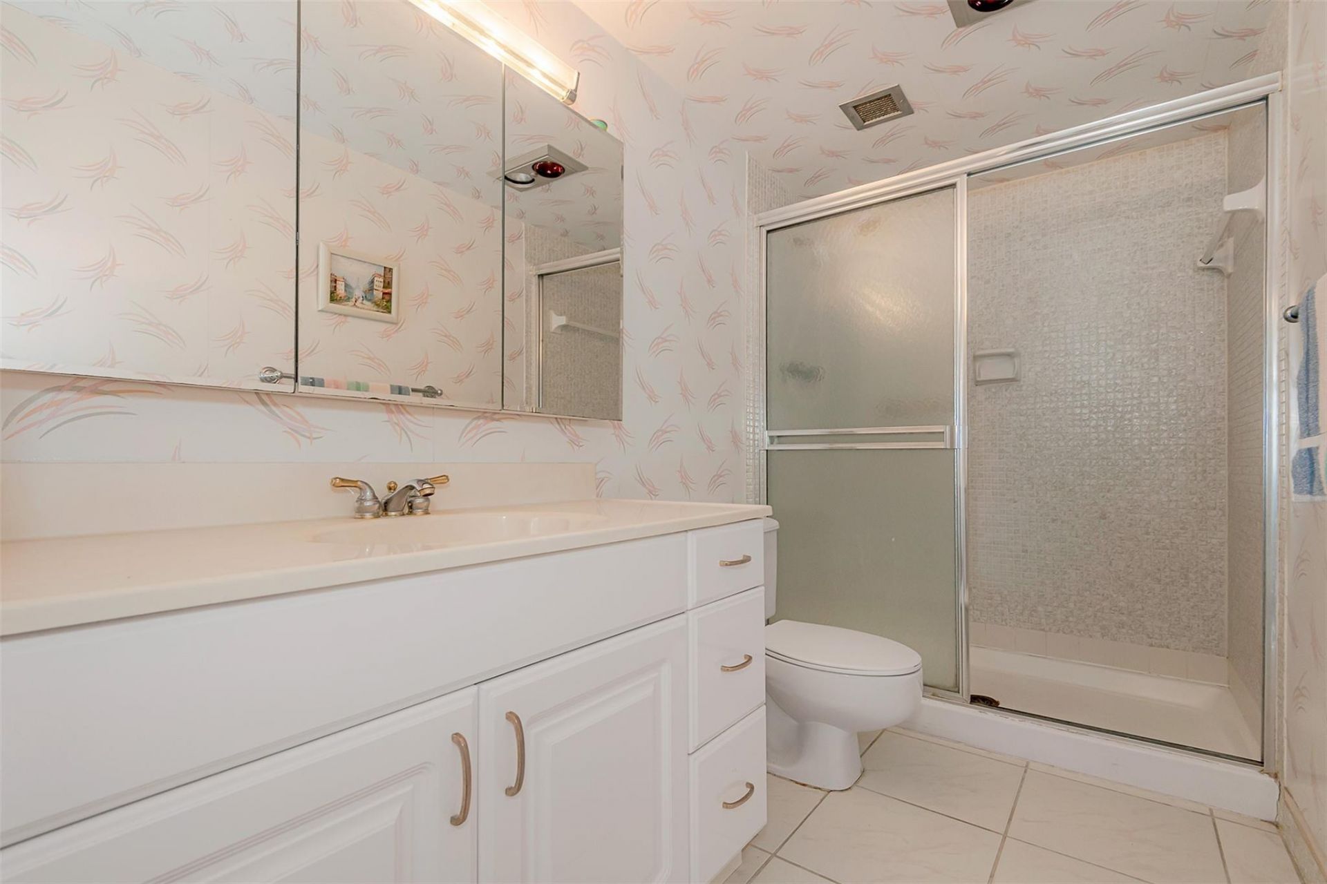1980 S Ocean Drive, Unit 22P, Hallandale Beach, FL 33009 Photo