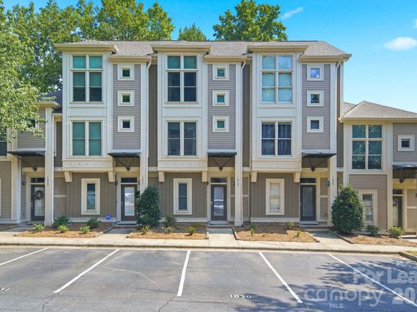 1029 Park West Drive , Charlotte, NC 28209