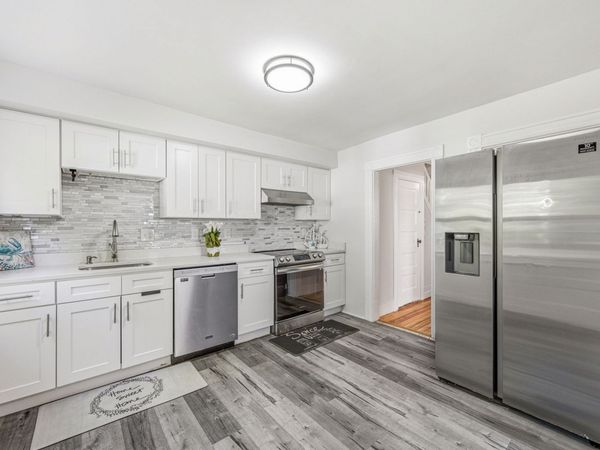 27 Shirley St, Unit 27, Lexington, MA 02421