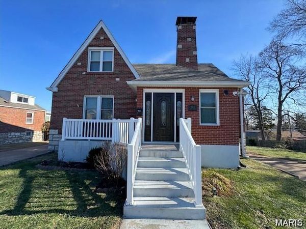 9012 Eden Avenue , Affton, MO 63123