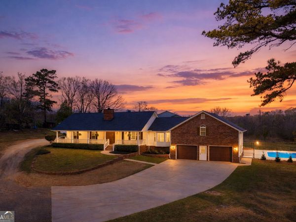 9902 Highway 16, Senoia, GA 30276