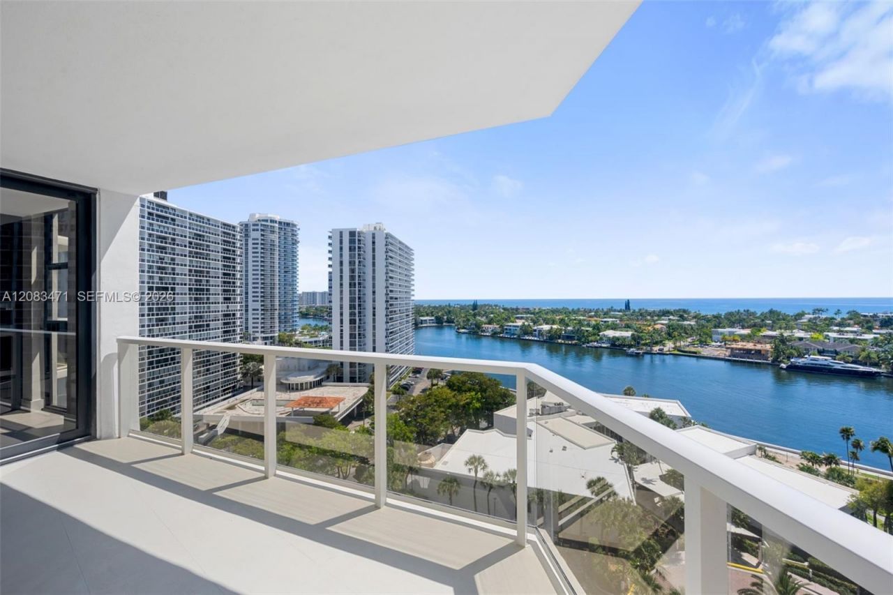20281 E Country Club Dr , Unit 1008, Aventura, FL 33180 Photo