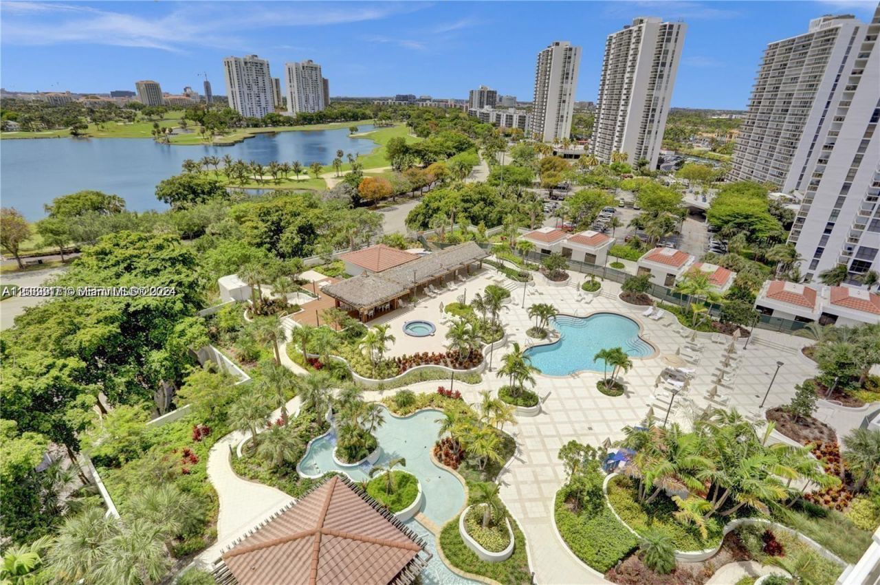 20281 E Country Club Dr , Unit 1008, Aventura, FL 33180 Photo