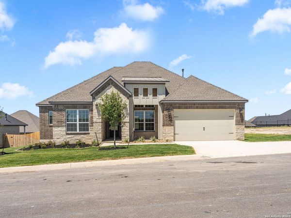 321 Lawrence Drive, Castroville, TX 78009