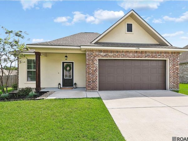 11896 Wildebeest Ridge Dr, Denham Springs, LA 70726