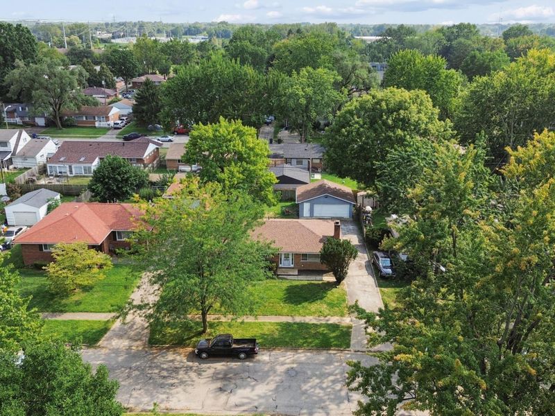 3839 Roswell Drive, Columbus, OH 43227 Photo 8