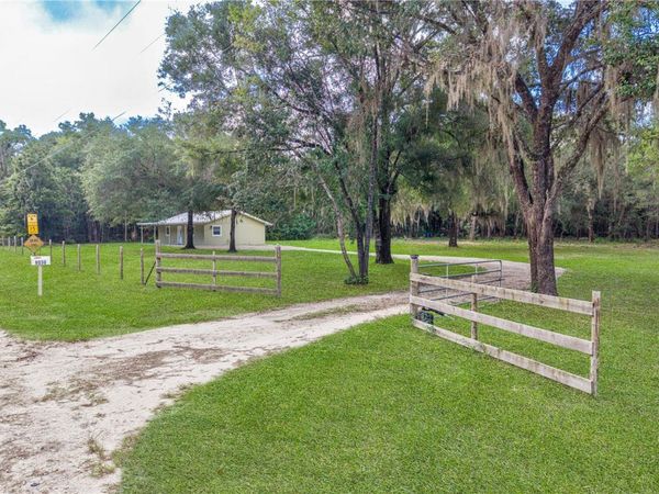 8030 SE 153RD STREET, INGLIS, FL 34449