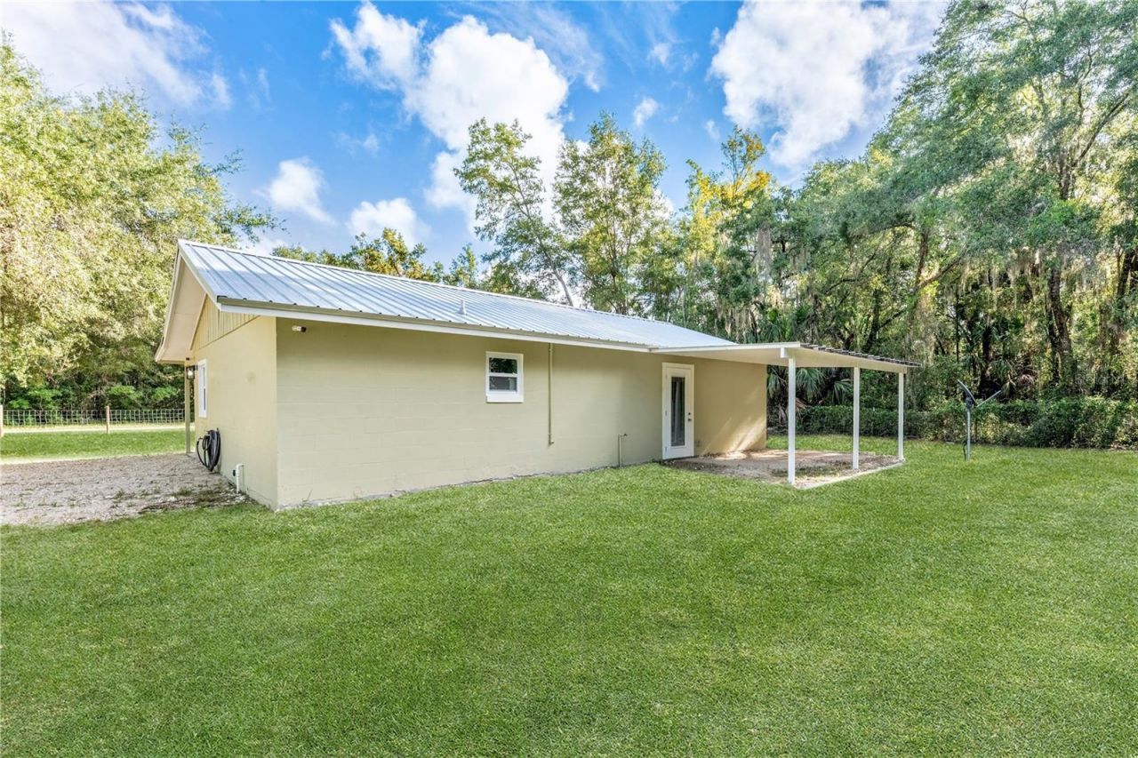8030 SE 153rd Street, Inglis, FL 34449 Photo