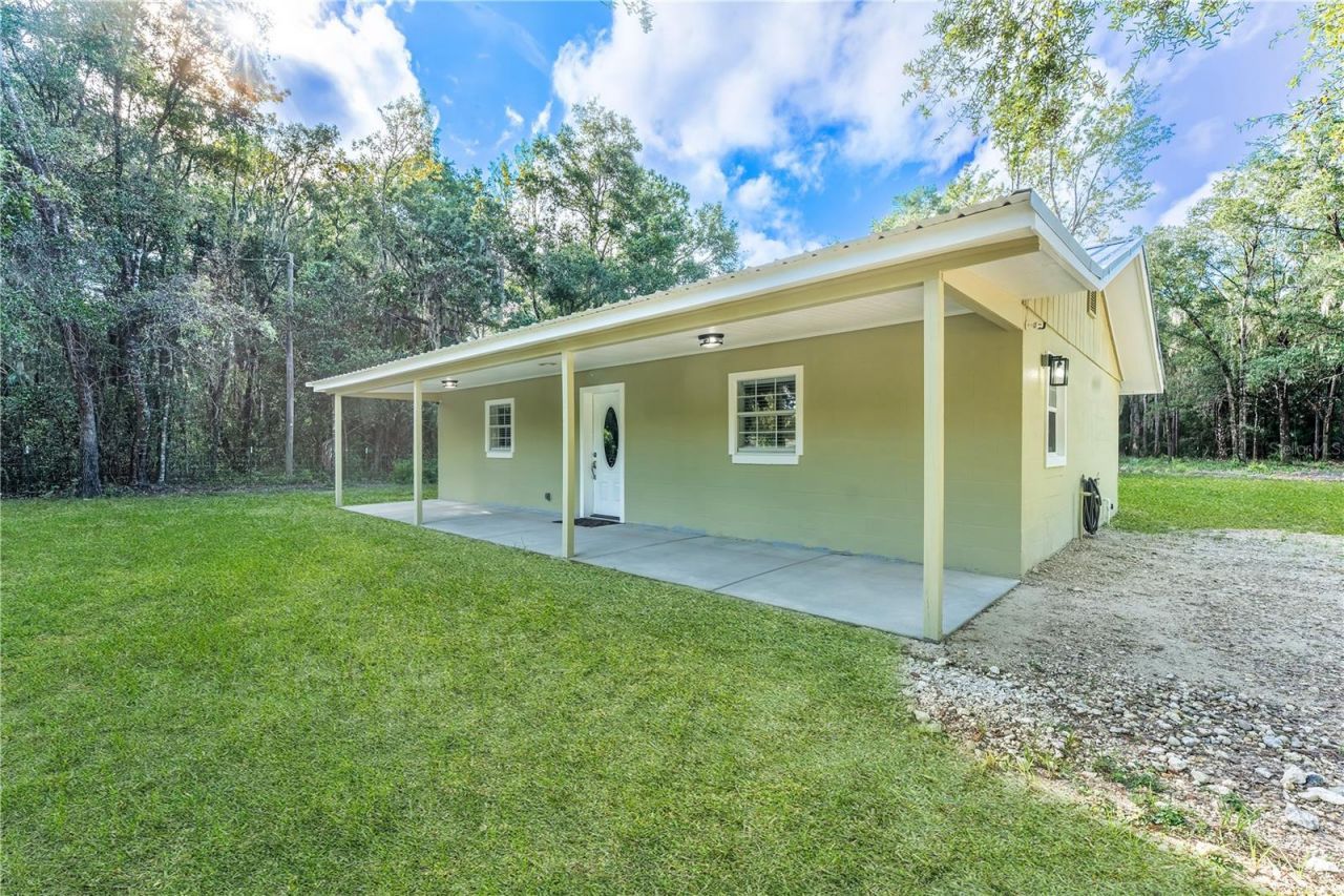 8030 SE 153rd Street, Inglis, FL 34449 Photo