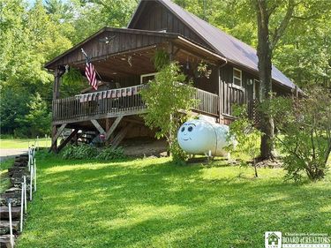 3150 Degroff Road, Hinsdale, NY 14743