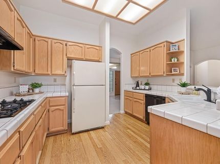 121 Orange Blossom Cir, Folsom, CA 95630 Photo