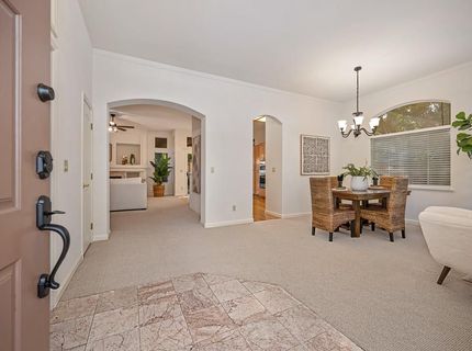 121 Orange Blossom Cir, Folsom, CA 95630 Photo