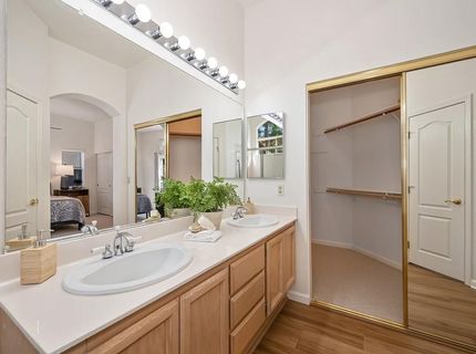 121 Orange Blossom Cir, Folsom, CA 95630 Photo