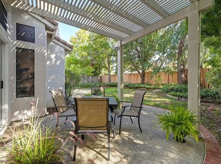 121 Orange Blossom Cir, Folsom, CA 95630 Photo