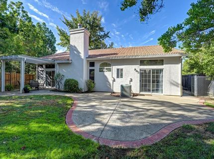 121 Orange Blossom Cir, Folsom, CA 95630 Photo