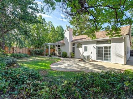121 Orange Blossom Cir, Folsom, CA 95630 Photo