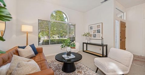 121 Orange Blossom Cir, Folsom, CA 95630 Photo