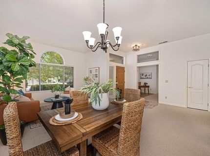 121 Orange Blossom Cir, Folsom, CA 95630 Photo