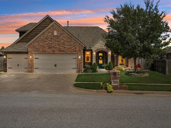 10809 SW 20th Street, Yukon, OK 73099