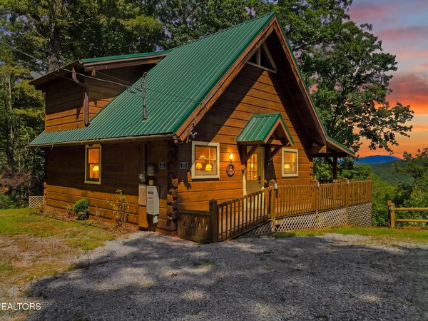 4361 Oakland Way, Gatlinburg, TN 37738
