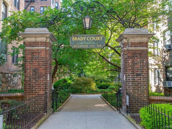 756 Brady Avenue, Unit 609, Bronx, NY 10462