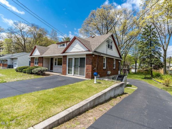 533 Church Road, Unit 2, Albany, NY 12203