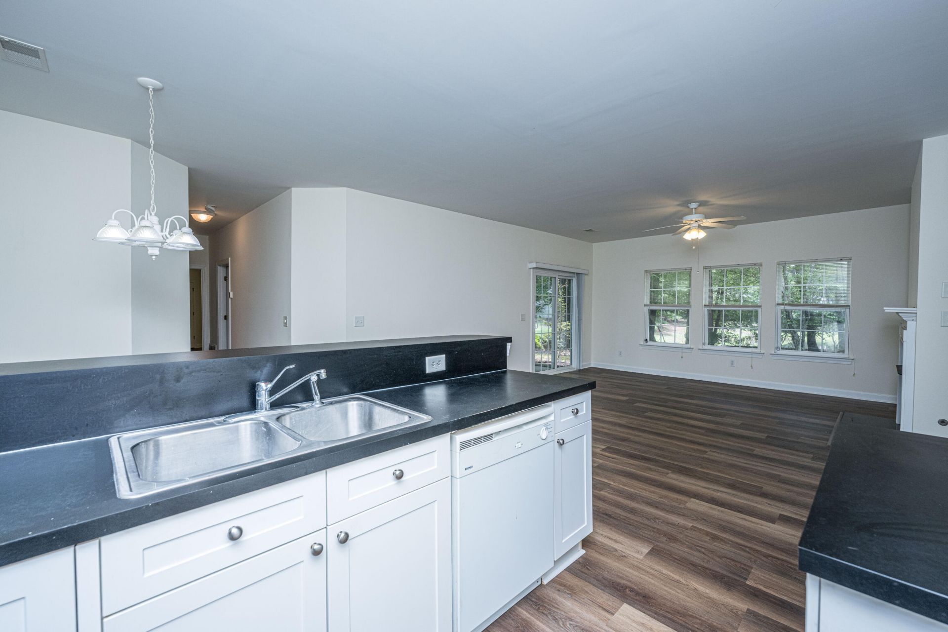 403 S Elgin Court Photo 15