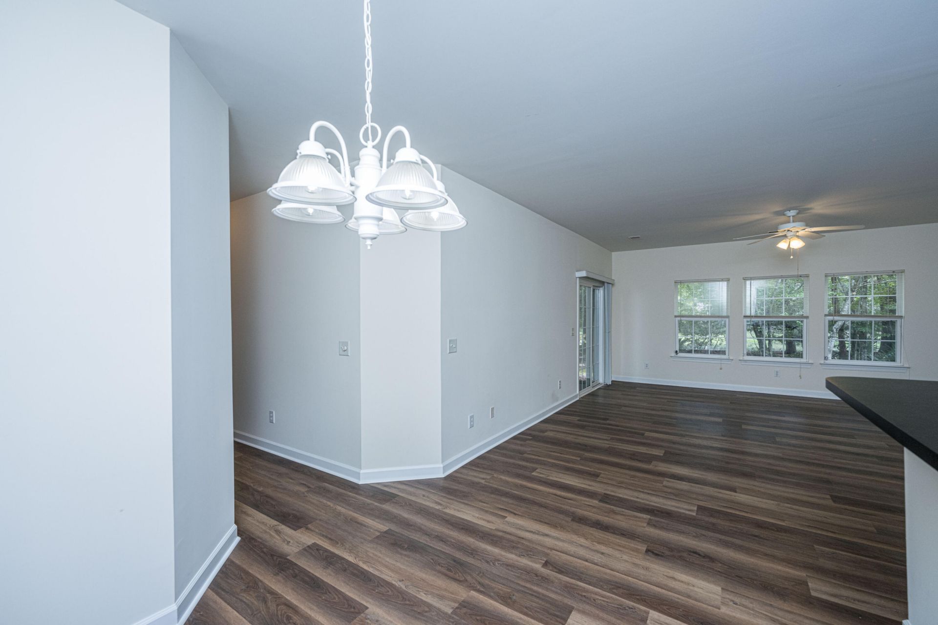 403 S Elgin Court Photo 18