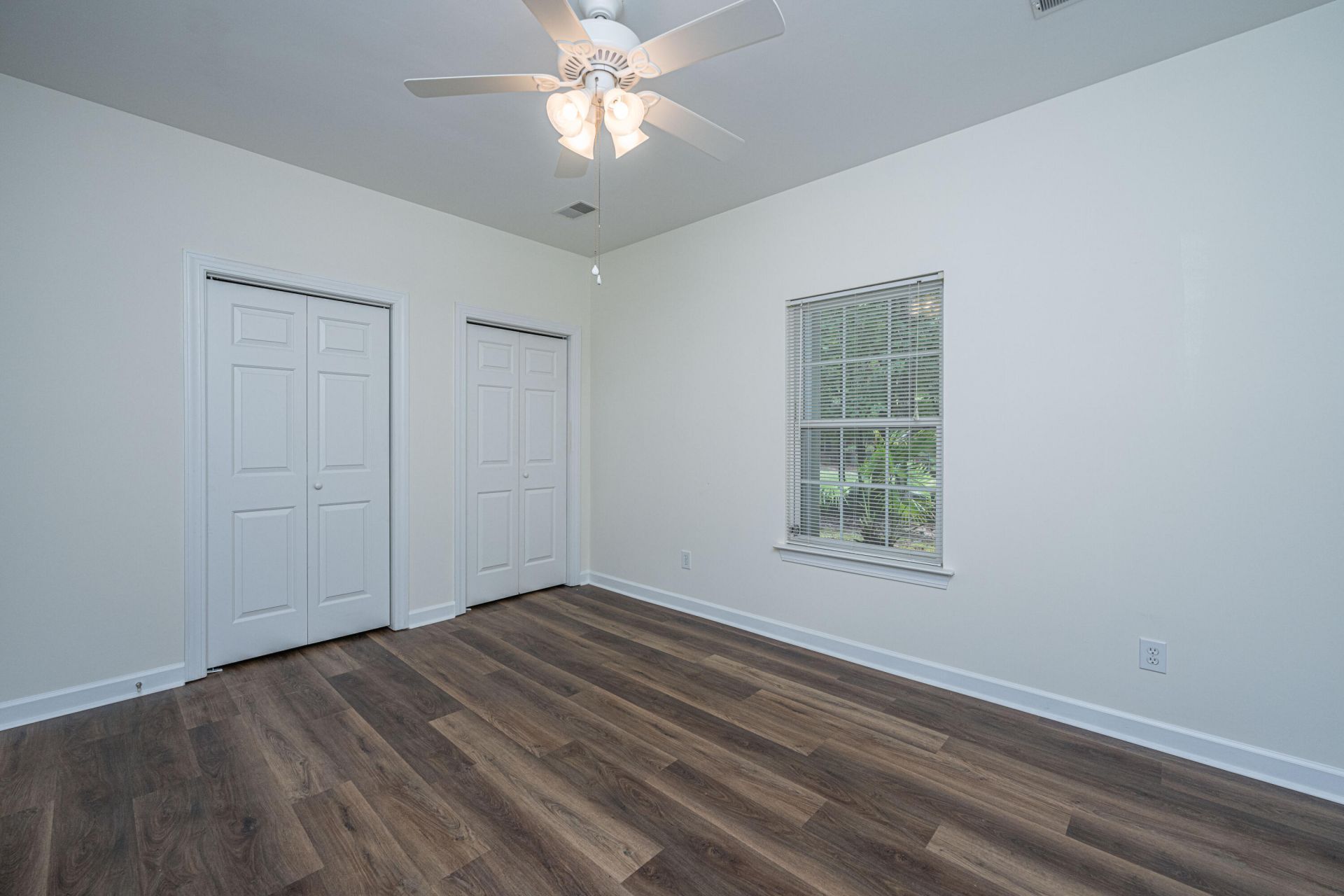 403 S Elgin Court Photo 20
