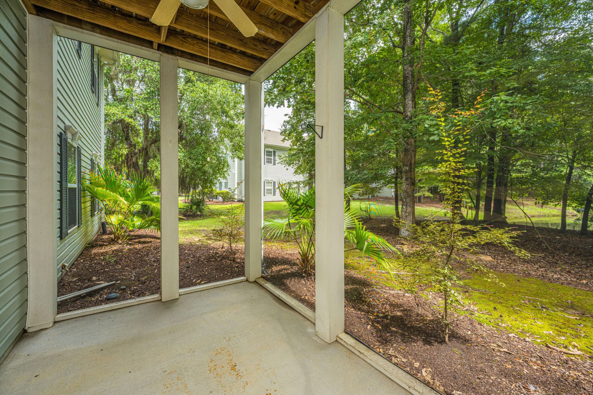 403 S Elgin Court Photo 23