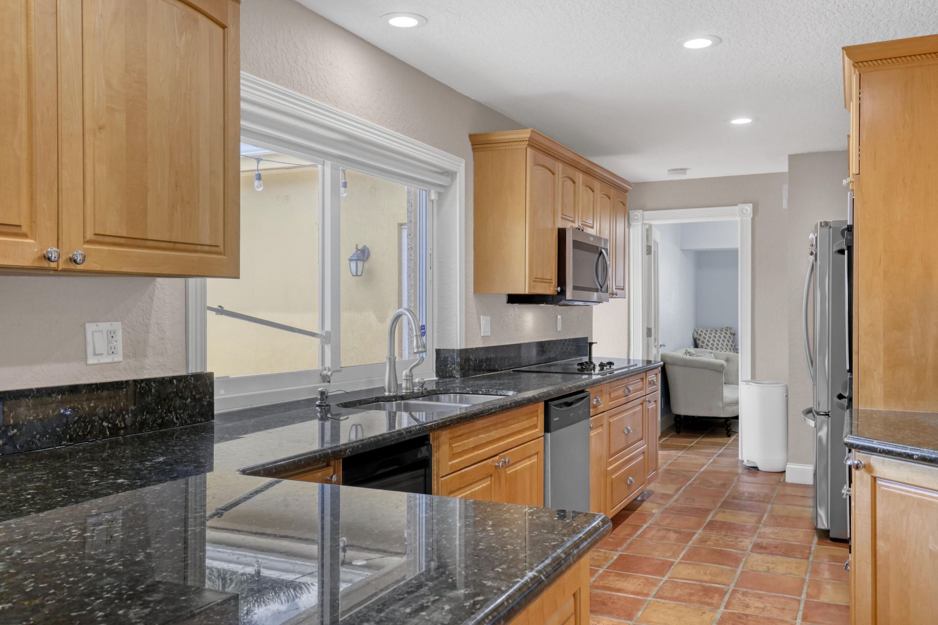 2100 NE 30th Street, Lighthouse Point, FL 33064 Photo