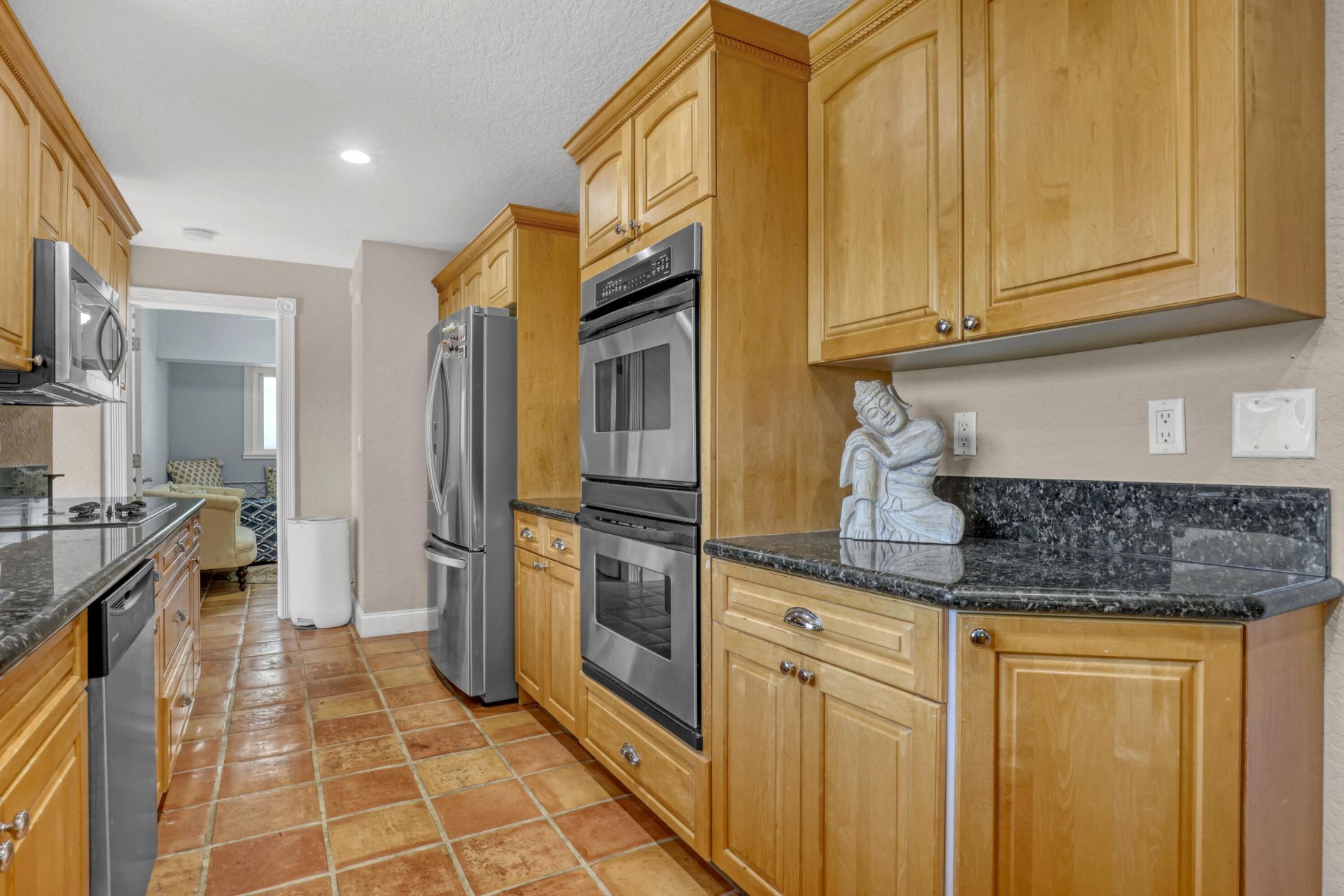 2100 NE 30th Street, Lighthouse Point, FL 33064 Photo