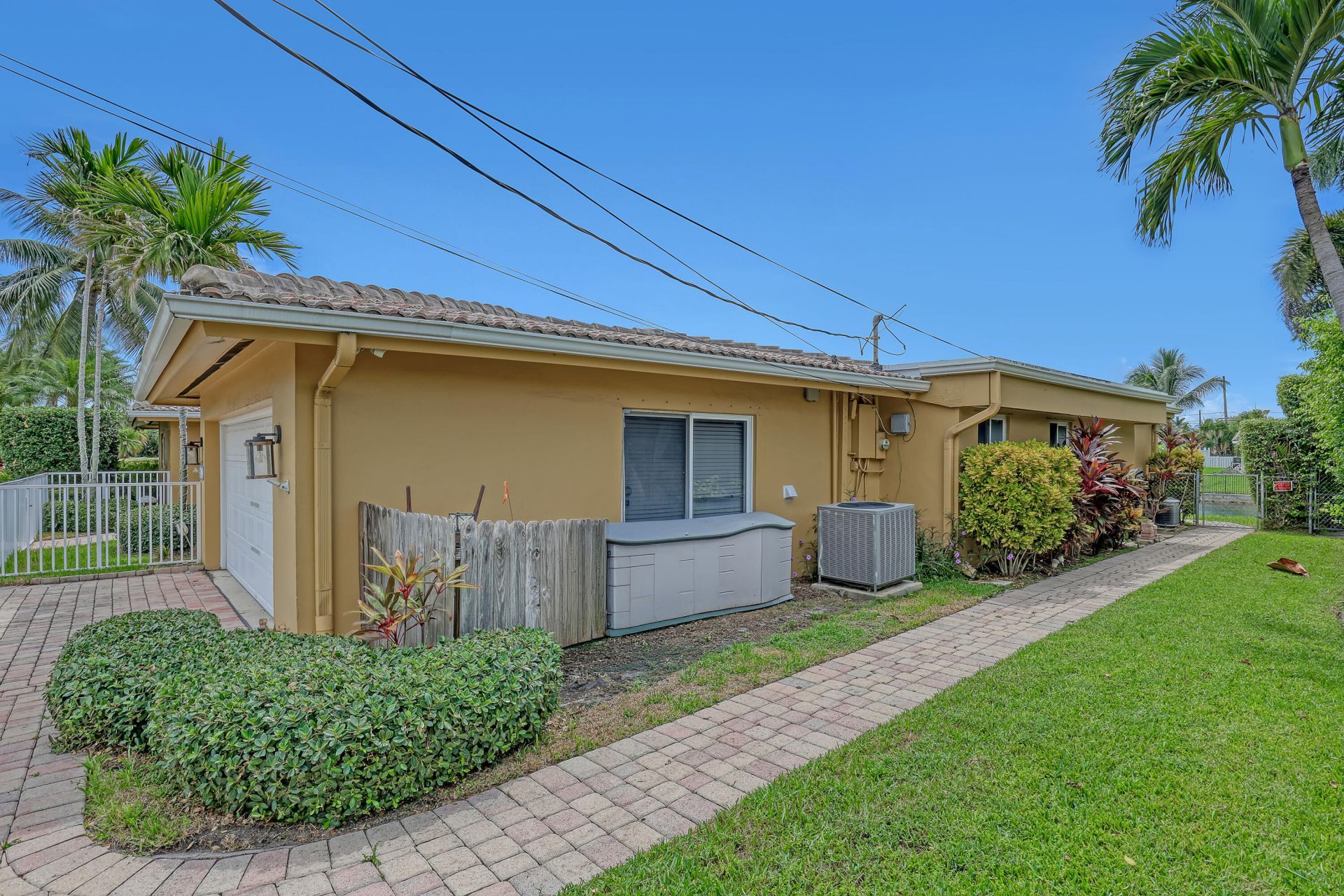 2100 NE 30th Street, Lighthouse Point, FL 33064 Photo