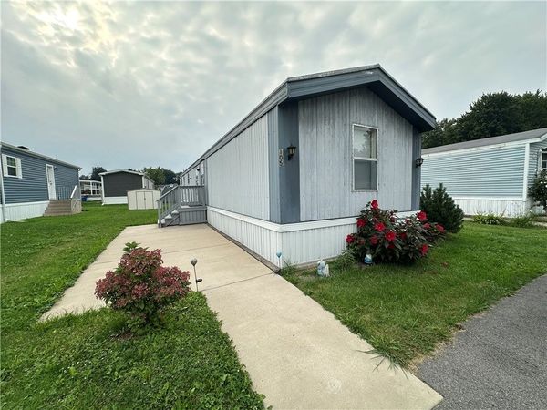 105 Stonehedge Drive , Weedsport, NY 13166