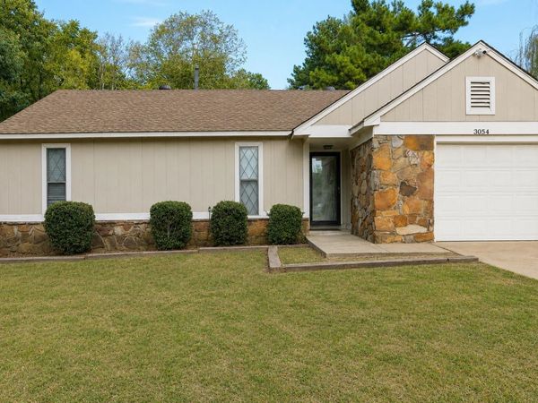 3054 LEERIDGE DR, Bartlett, TN 38134