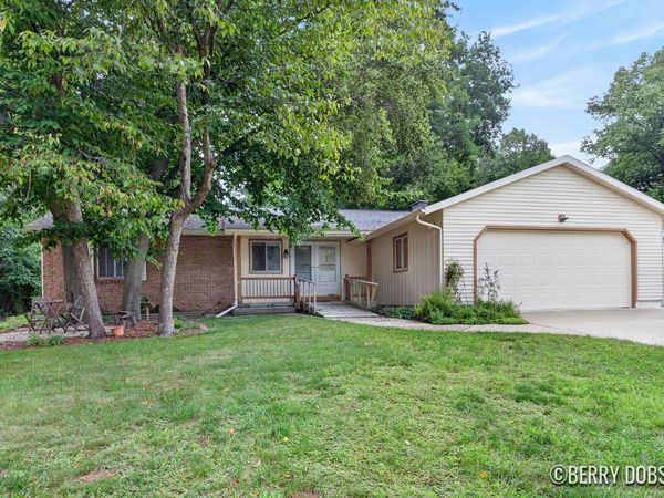 2217 Highlander Drive SE, Kentwood, MI 49508
