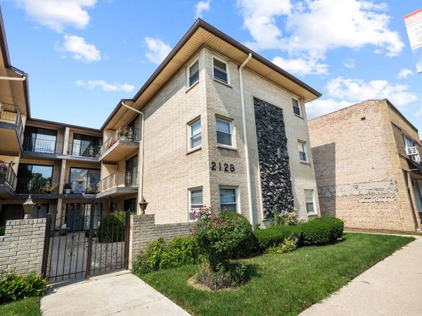 2128 N Harlem Avenue , Unit 2E, Elmwood Park, IL 60707
