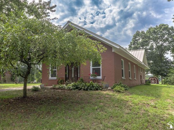 14043 Gayville Road, La Salle, MI 48145