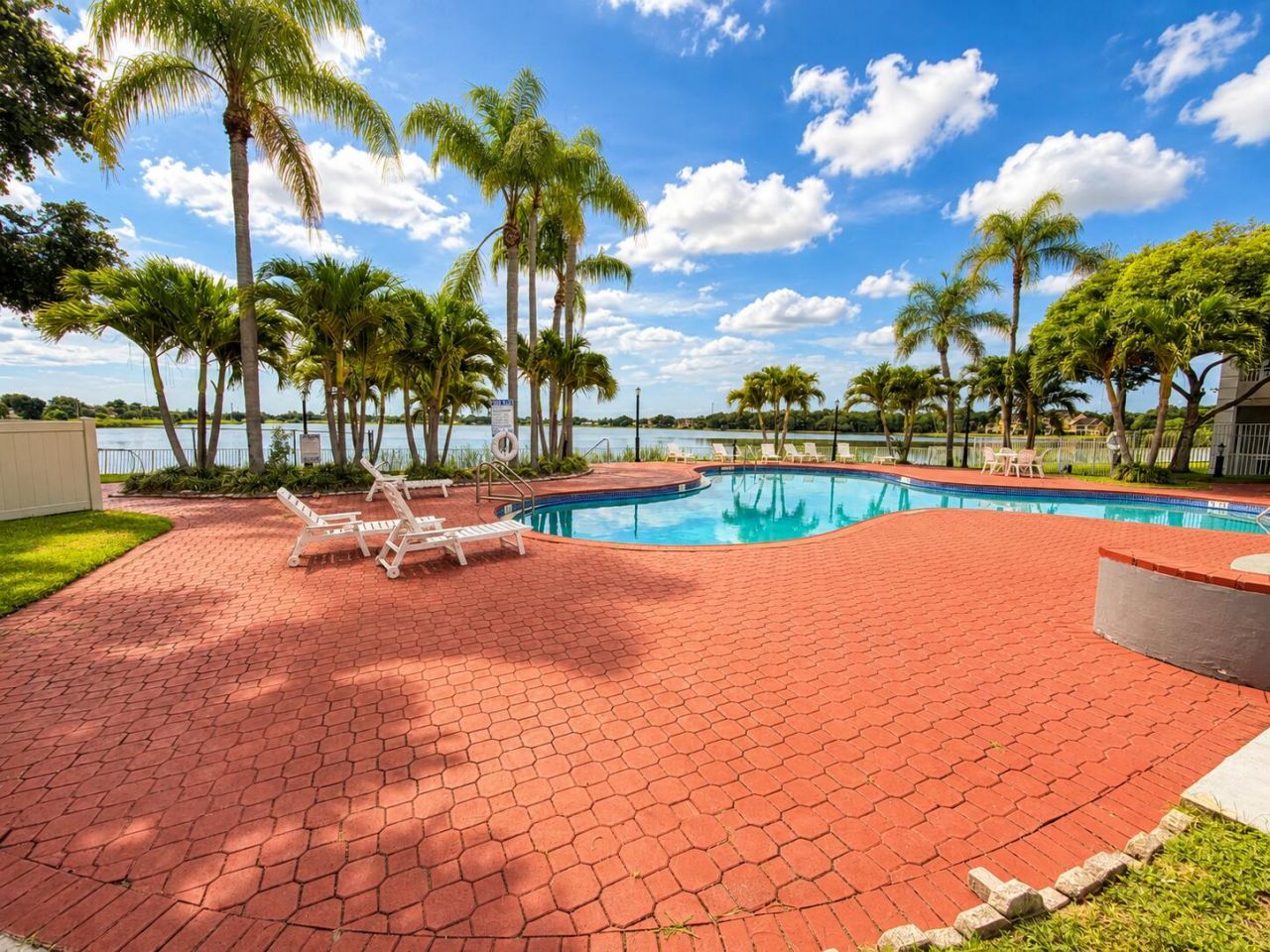 2831 N Oakland Forest Drive, Unit 101, Oakland Park, FL 33309 Photo