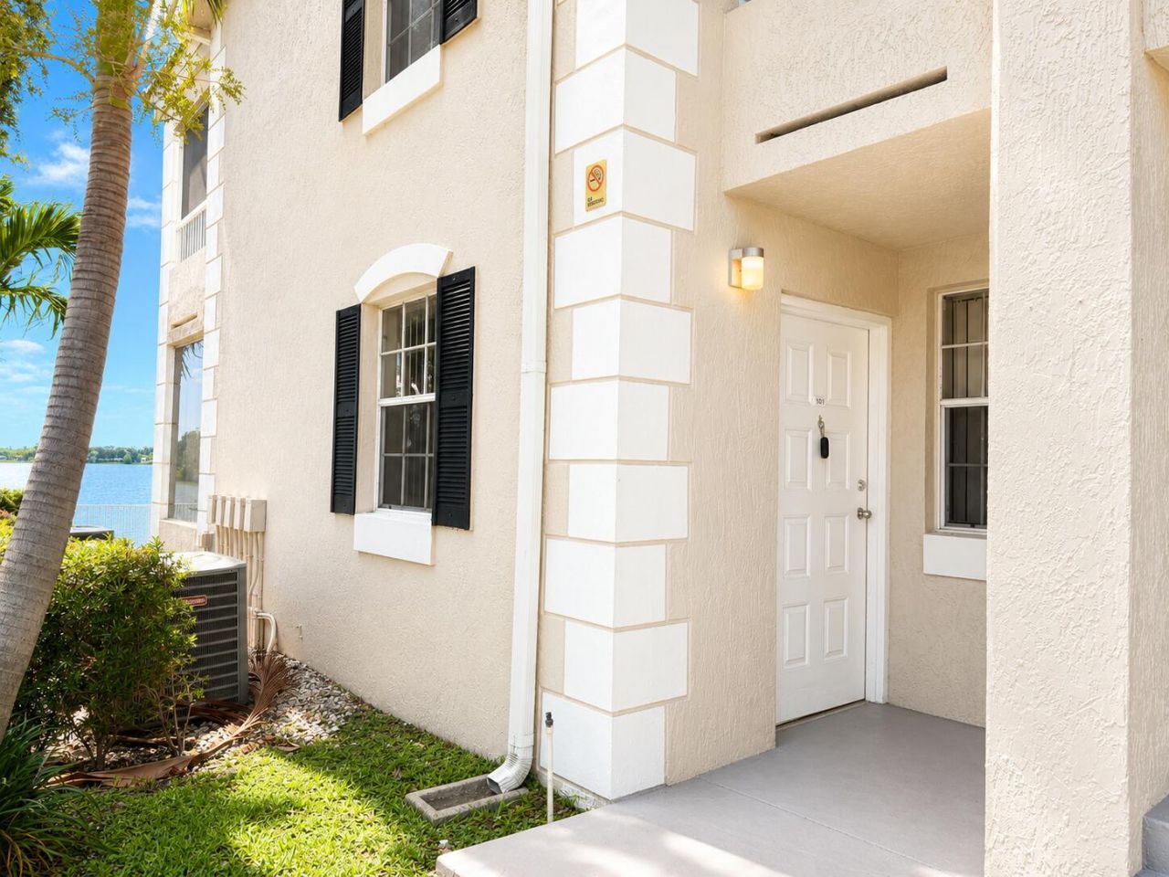 2831 N Oakland Forest Drive, Unit 101, Oakland Park, FL 33309 Photo