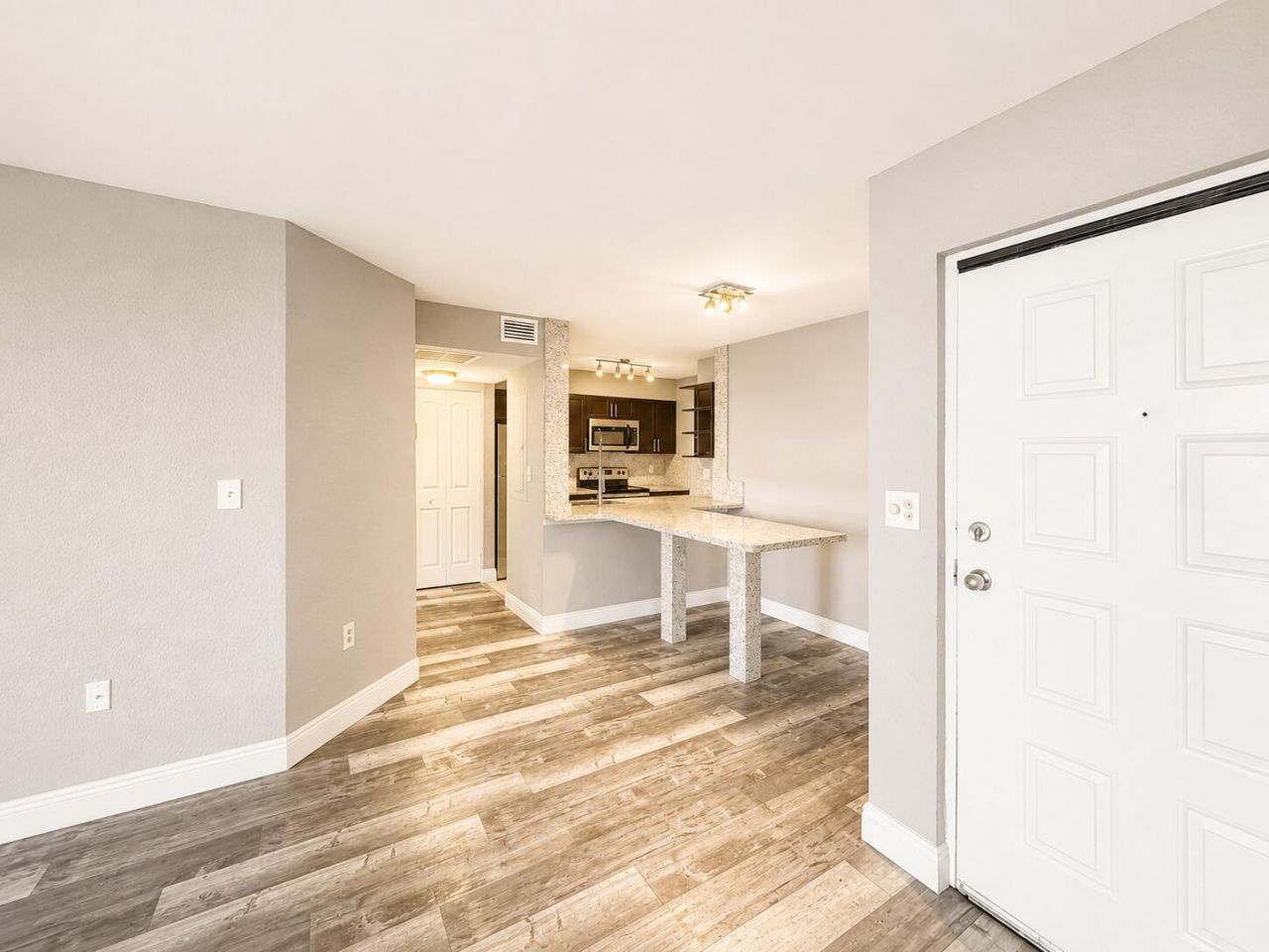 2831 N Oakland Forest Drive, Unit 101, Oakland Park, FL 33309 Photo