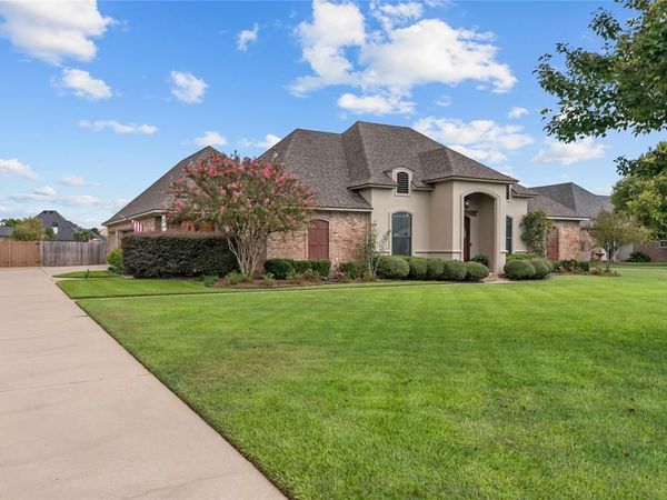 412 Kingston Plantation Boulevard, Benton, LA 71006