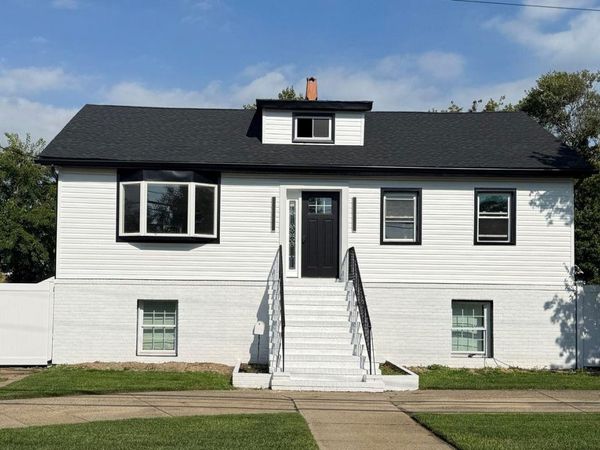 605 S Ocean Avenue , Freeport, NY 11520