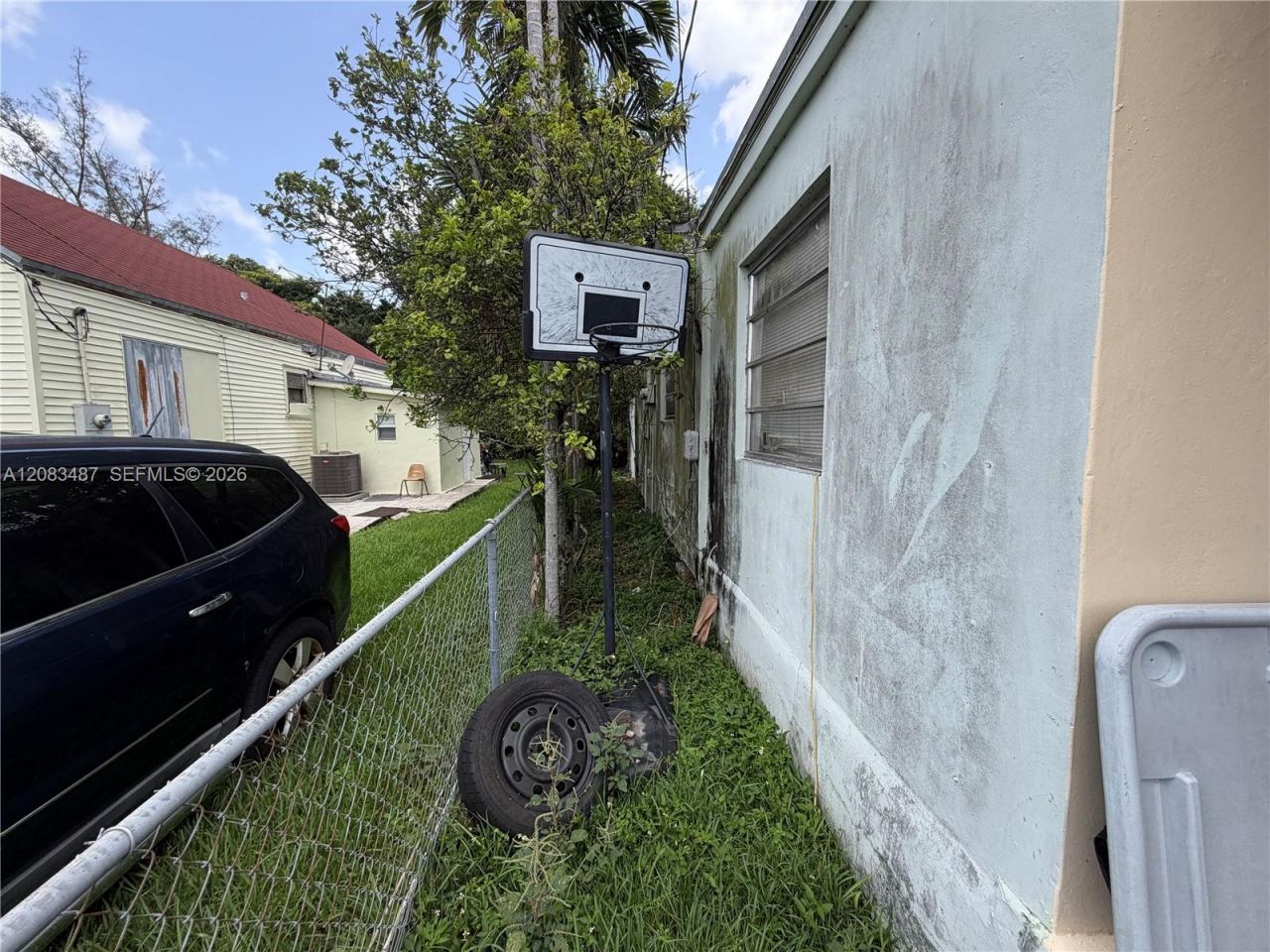 3245 NW 34th St , Miami, FL 33142 Photo