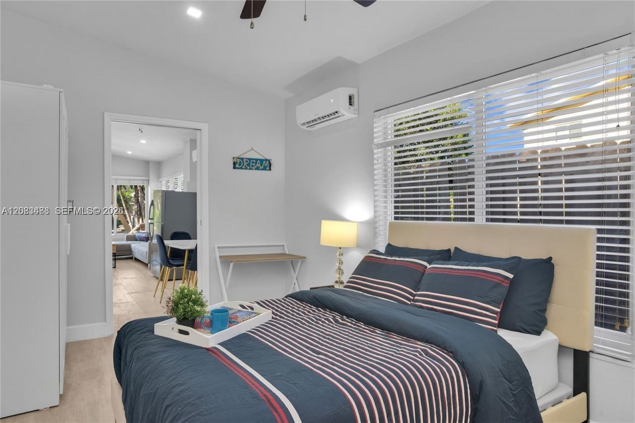 515 SW 12th St , Unit 2, Fort Lauderdale, FL 33315 Photo