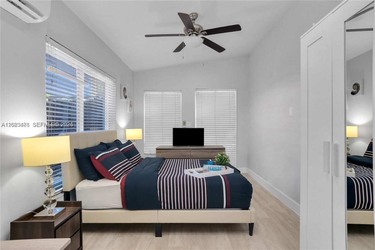 515 SW 12th St , Unit 2, Fort Lauderdale, FL 33315 Photo