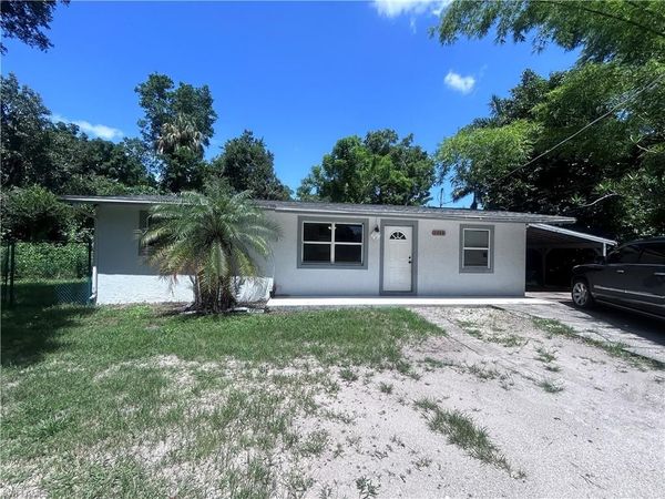 3900 Arnold DR , FORT MYERS, FL 33916
